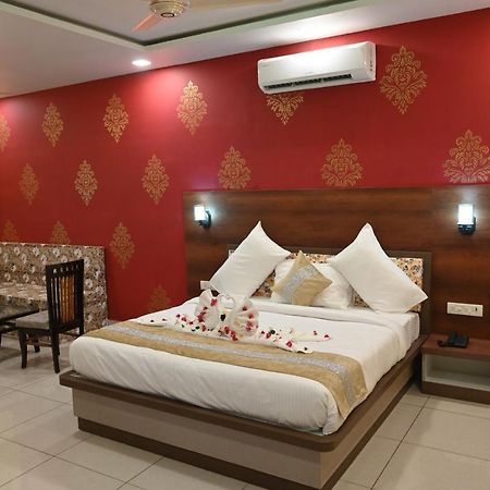Hotel Bhairav Niwas Bikaner Exterior photo